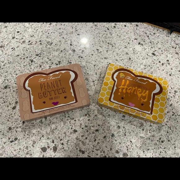Too Faced Other - Too Faced Peanut Butter and Honey makeup palette